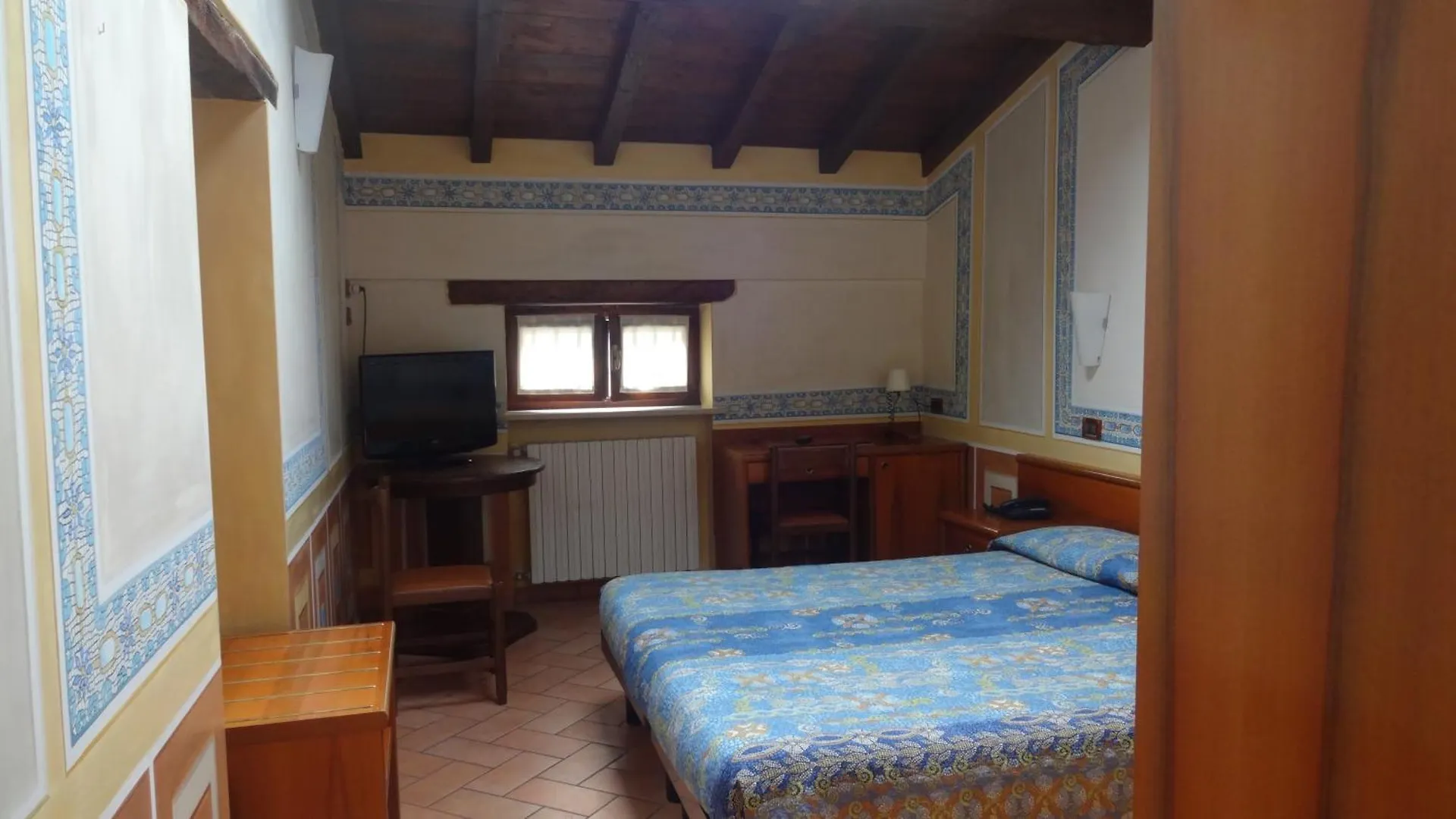Albergo Giulia Gonzaga Sabbioneta 0*,  Italia
